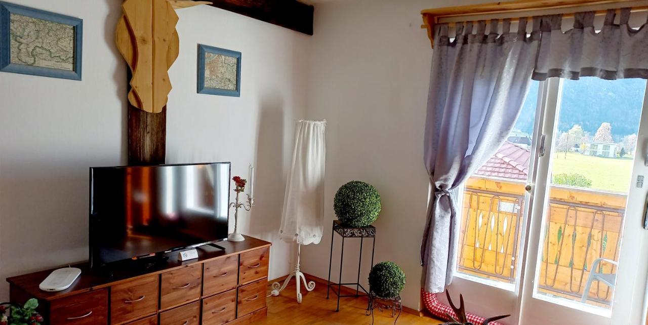 Haus Moni Apartment Bad Goisern Bagian luar foto